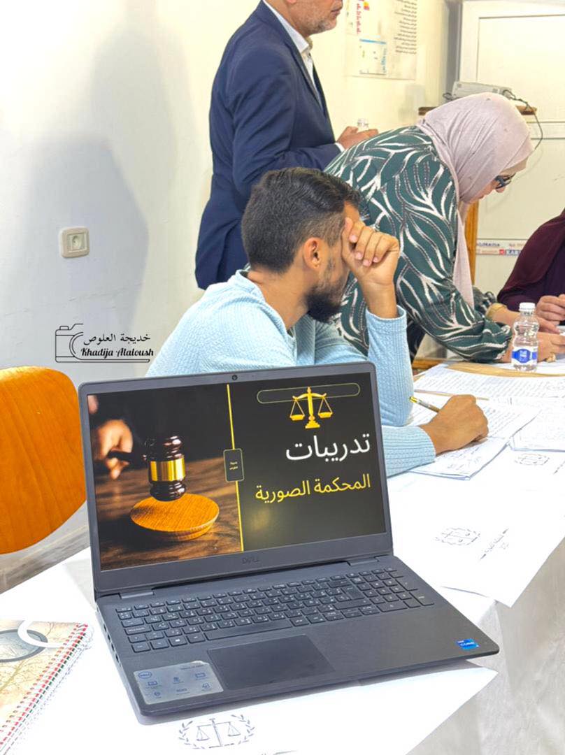 جانب من تجهيزات المحكمة الصورية 